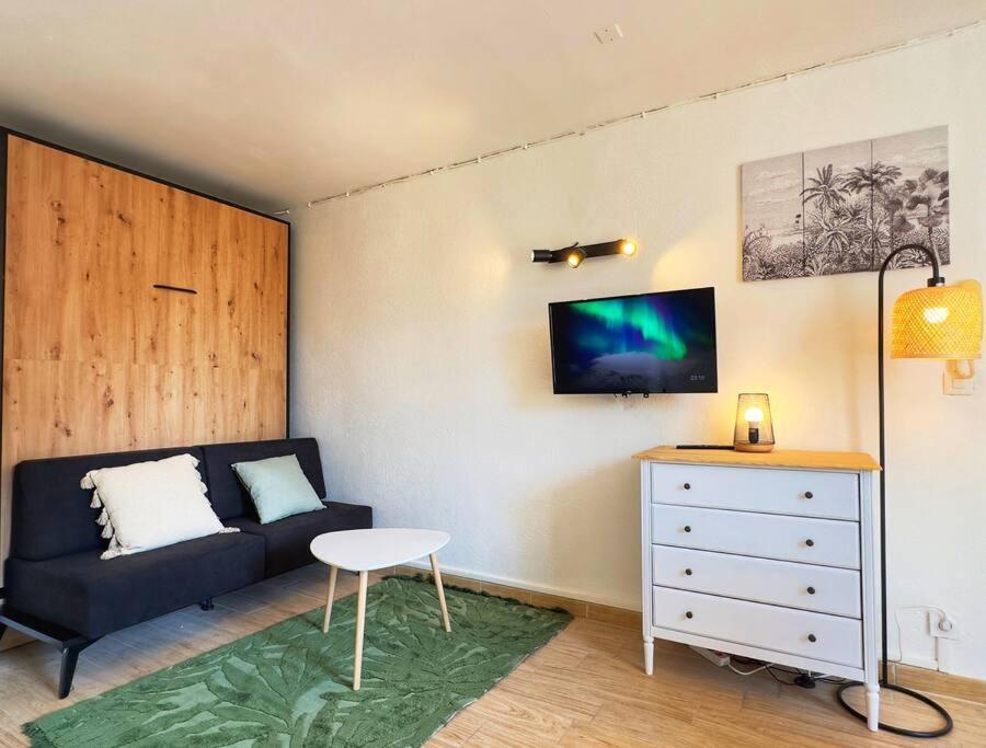 Charmant Studio A 200M Du Gardon Remoulins Exterior photo